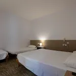 Du Clocher Bed & Breakfast 3*
