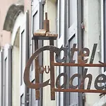 Du Clocher Bed & Breakfast