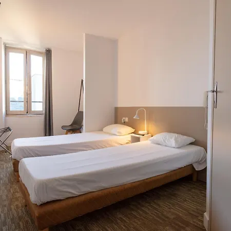 Du Clocher Hotell