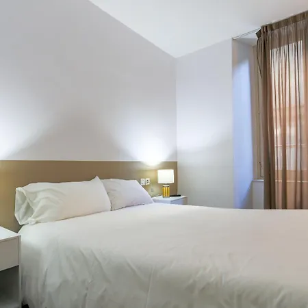Du Clocher Bed & Breakfast