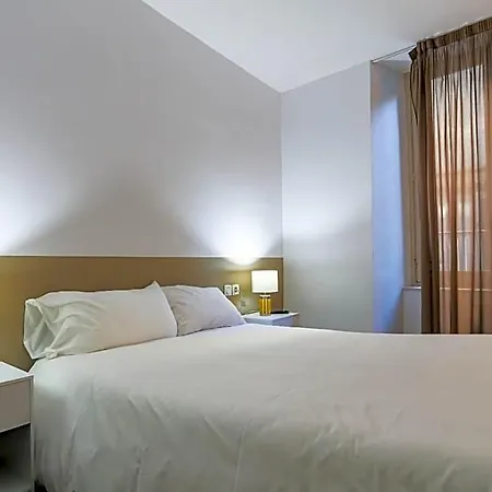 Du Clocher Bed & Breakfast